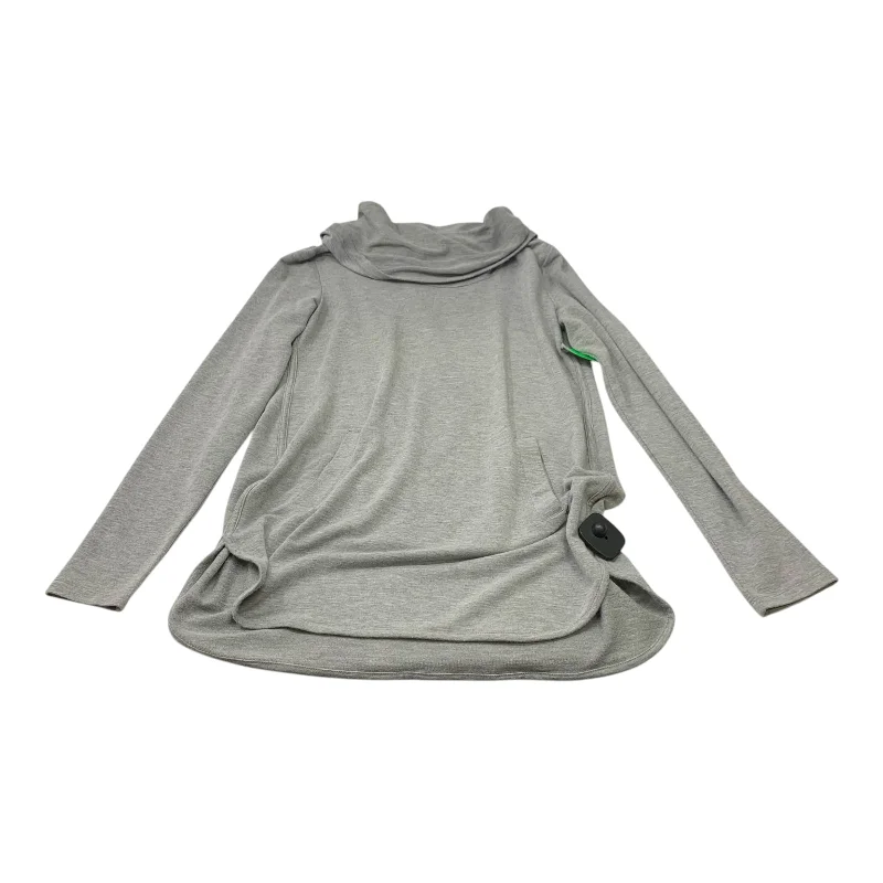 Top Long Sleeve By Cable And Gauge In Grey, Size: M