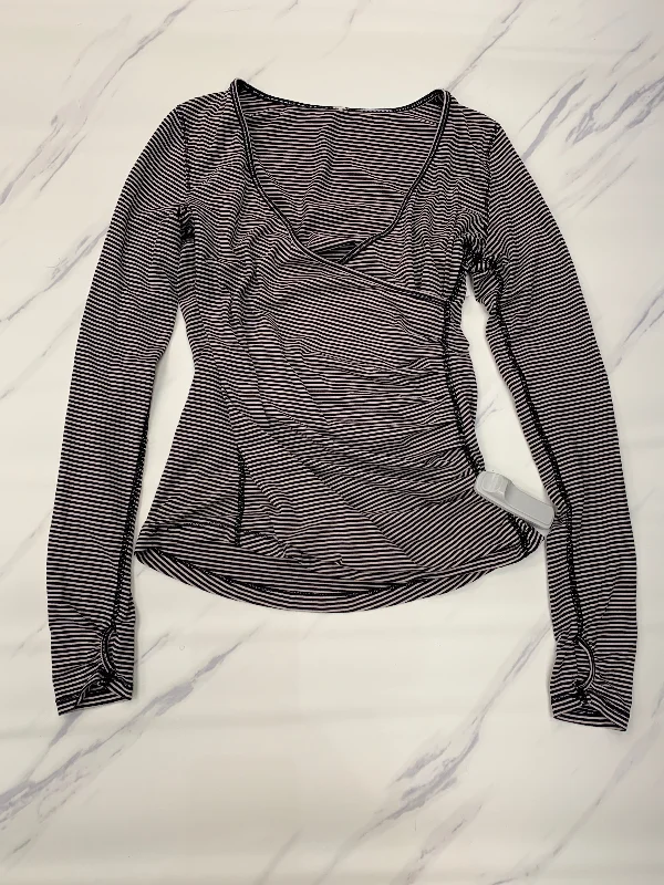 Athletic Top Long Sleeve Crewneck By Lululemon, Size: 6